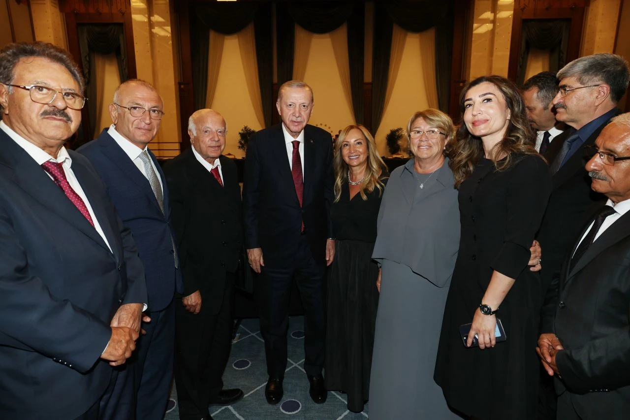 Cumhurbaşkanı Erdoğan, Külliye'deki Muharrem orucu iftarına katıldı