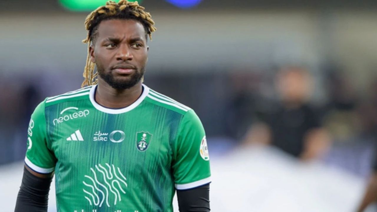 Fenerbahçe, Allan Saint-Maximin&#039;i transfer etti!