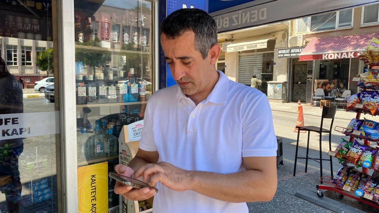 İlk kez böyle bir yılan görüntülendi: İlginç başlı, kulakları dışarda - 1. Resim