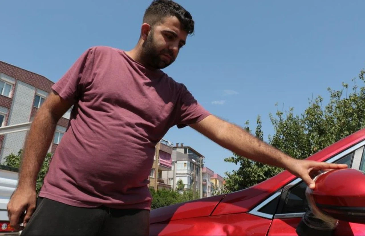 İyilik cezasız kalmadı! Yardım etmek istedi, darbedildi - 3. Resim