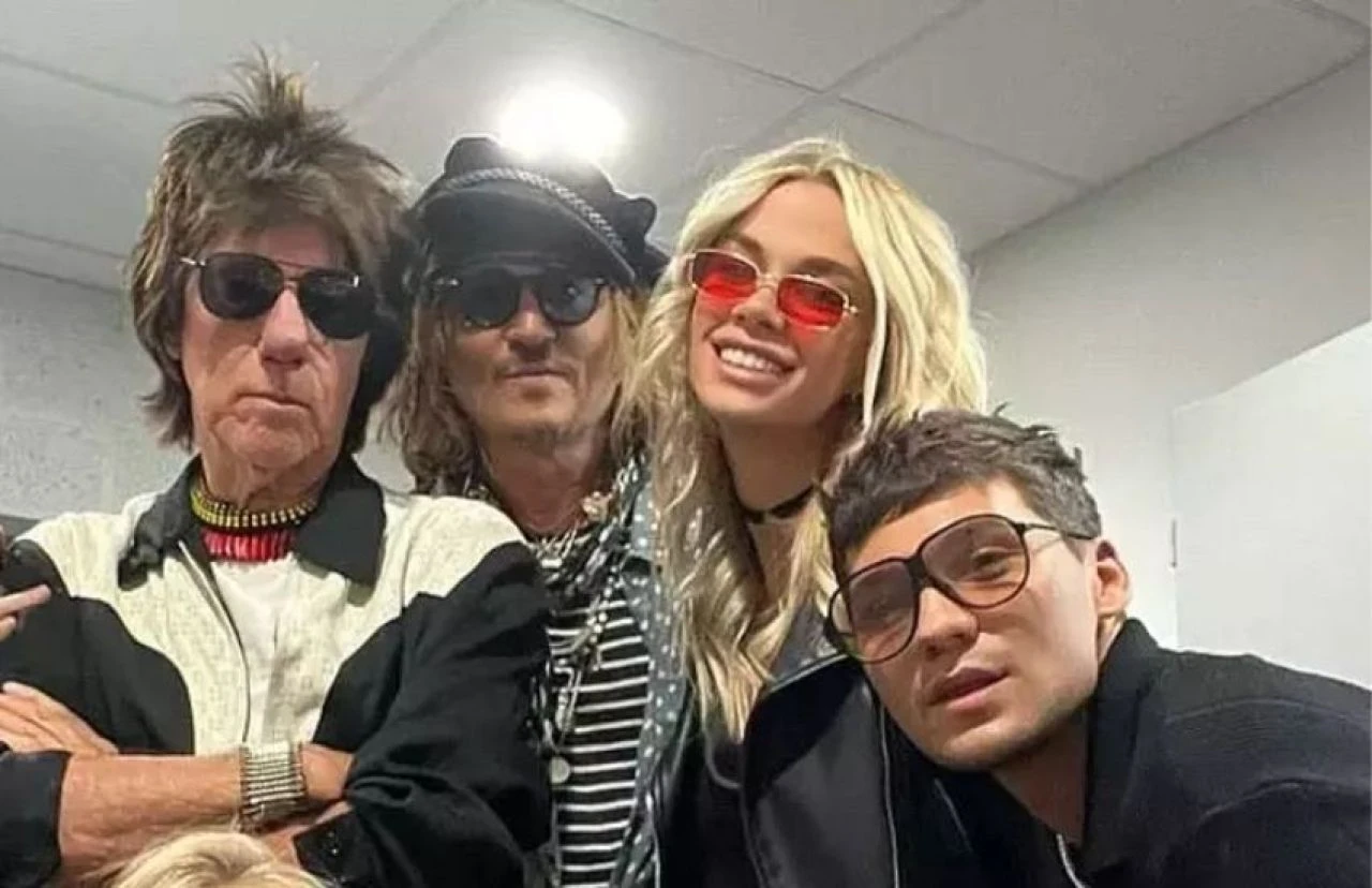 Johnny Depp, Amber Heard ile olaylı boşanmıştı! Yeni sevgilisinin yaşı eleştirildi