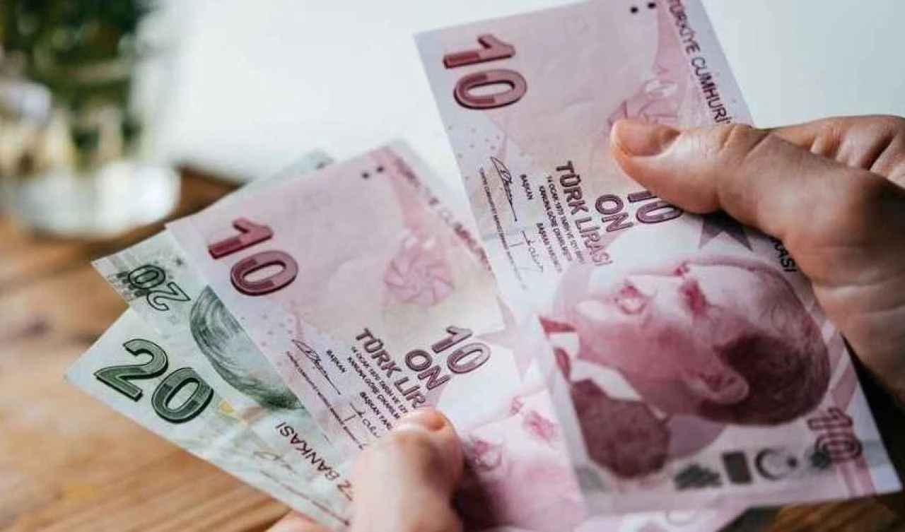 EYT, yurt dışına çıkış harcı, kredi kartı, POS cihazı! Milyonları ilgilendiren vergi paketinde tüm detaylar belli oldu - 1. Resim