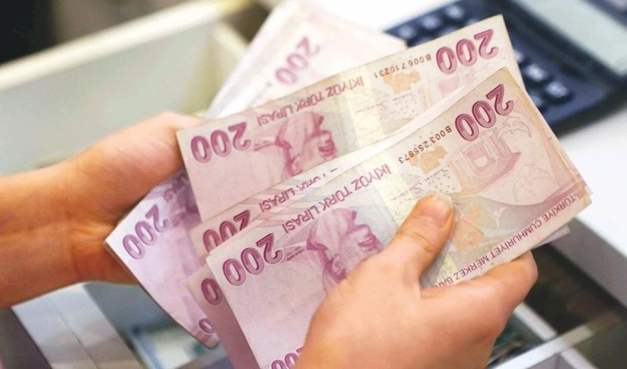 EYT, yurt dışına çıkış harcı, kredi kartı, POS cihazı! Milyonları ilgilendiren vergi paketinde tüm detaylar belli oldu - 2. Resim