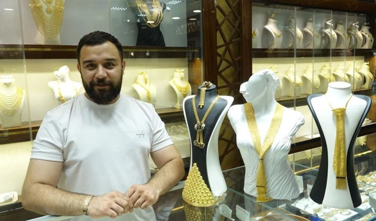 Altın fiyatları için kuyumculardan rekor tahmin! Gurbetçiler geldi, piyasa hareketlendi: Bir an önce alın - 1. Resim