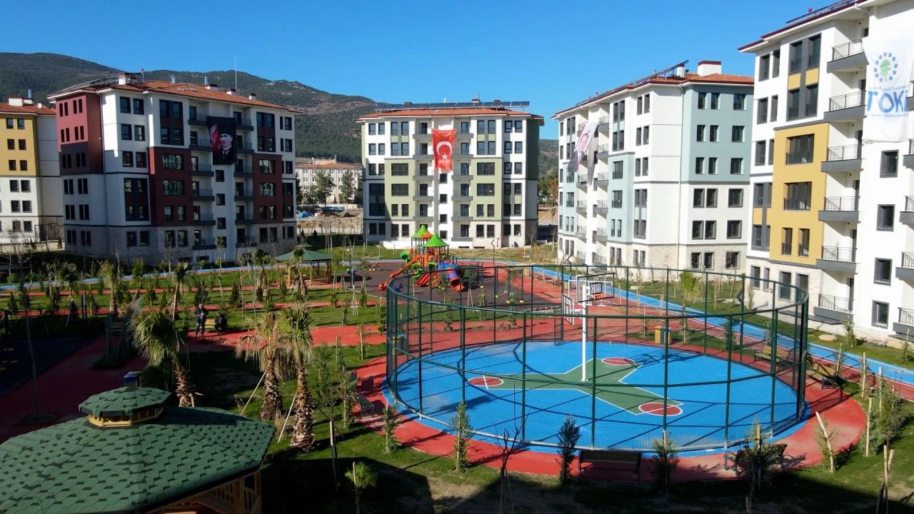 Bakanlık açıkladı! TOKİ taksitlerinde yüzde 50 ödeme kolaylığı geliyor - 2. Resim