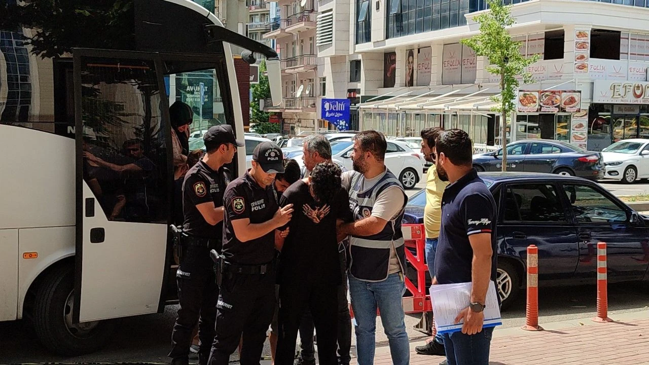 Bazada bulunan cesedin sırrı çözüldü! Hurdacıya taşıtıp, temizlik yapmışlar - 1. Resim