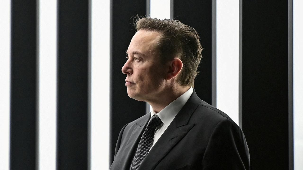 Elon Musk&#039;tan yeni cinsel kimlik yasasına tepki: Bardağı taşıran son damla!