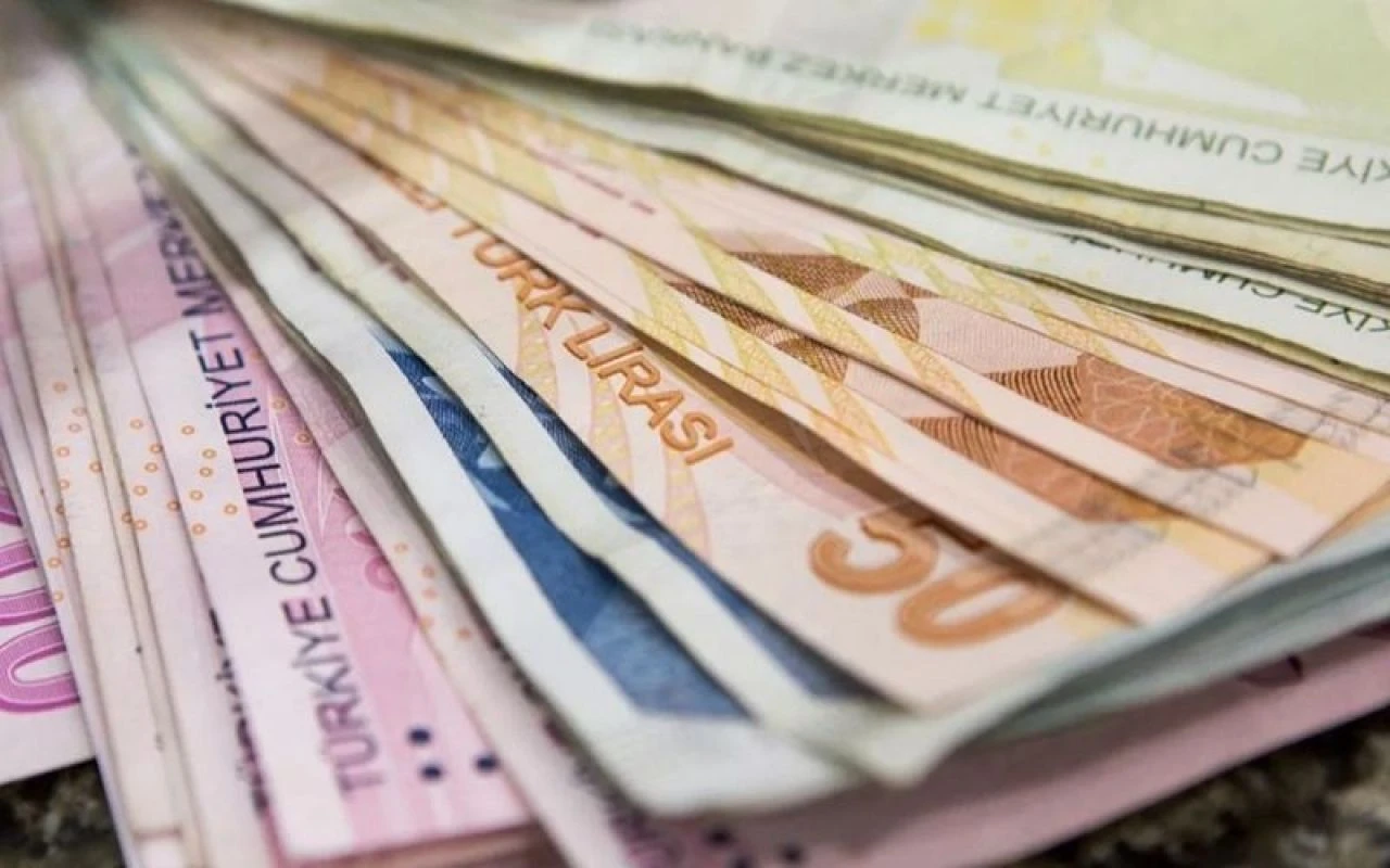 Emekli promosyonu için temmuz zammı! Bankalar kesenin ağzını açtı: 18 bin TL'ye kadar çıkıyor