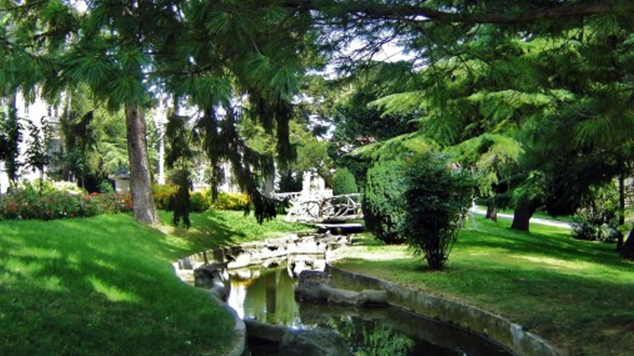 Yıldız Sarayı 100 yıl sonra ziyarete açılıyor! Son Osmanlı sarayının hazin hikayesi: Papağanları bile paylaşmışlar