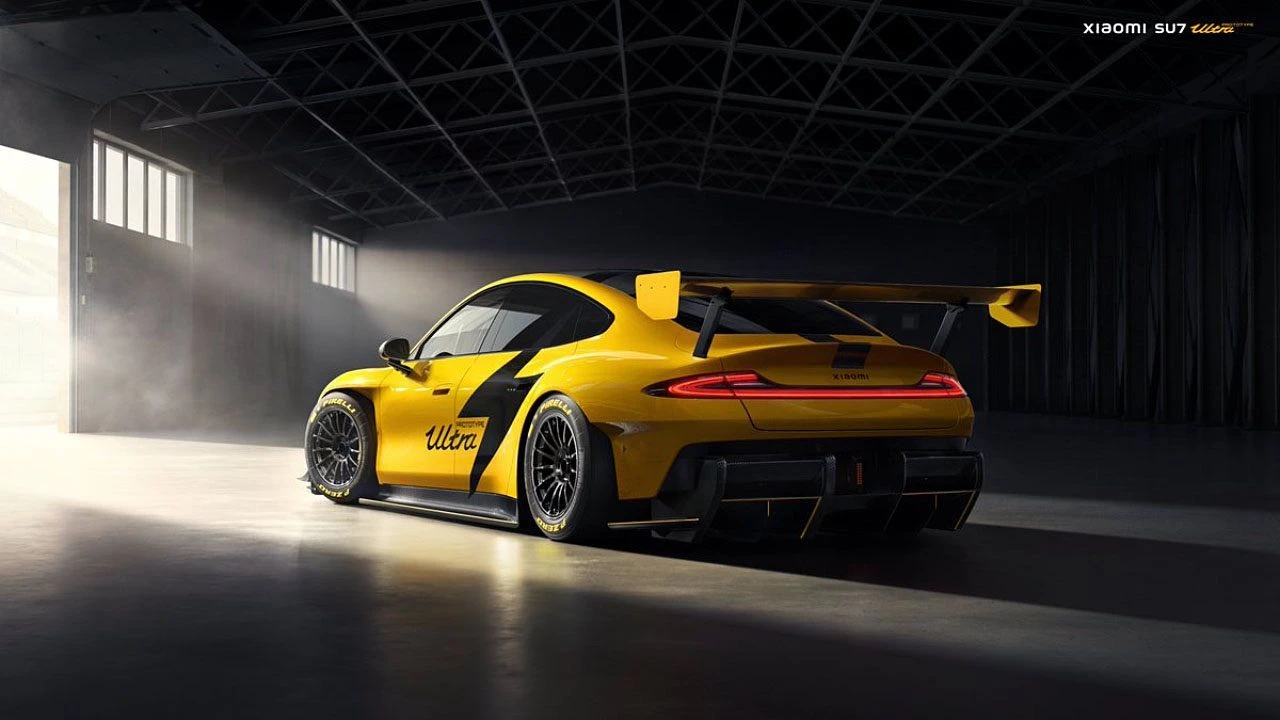 1548 beygirlik Xiaomi SU7 Ultra otomobili tanıtıldı - 1. Resim