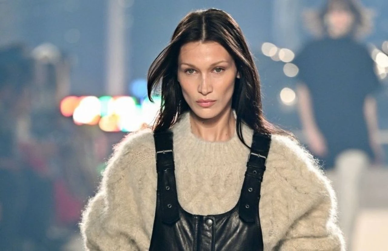 Adidas'ın Bella Hadid kampanyasına İsrail'den tepki! Baskılar sonucu özür mesajı geldi