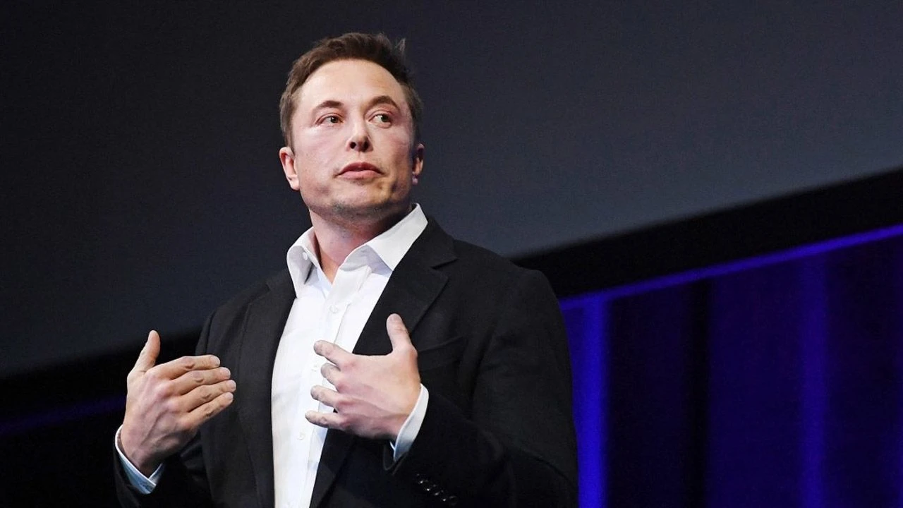 'Son otobüs kaçtı' şakası Elon Musk'tan kaçamadı! Trump paylaşımı işinden etti - 3. Resim