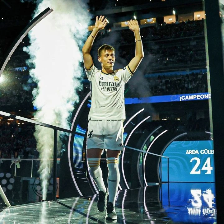 Arda Güler hakkında bomba iddia! Türkiye'den yanında götürdüğü 4 çalışanını işten çıkardı - 1. Resim