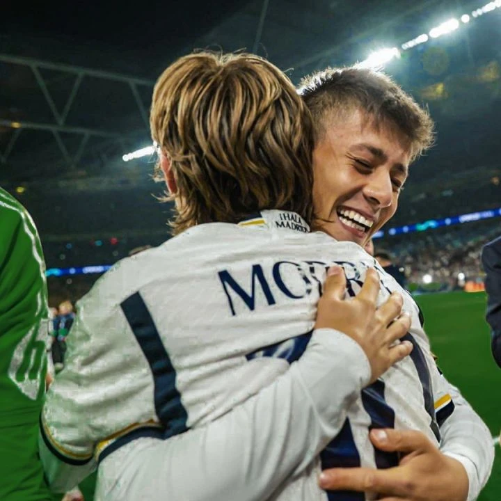 Arda Güler hakkında bomba iddia! Türkiye'den yanında götürdüğü 4 çalışanını işten çıkardı - 2. Resim