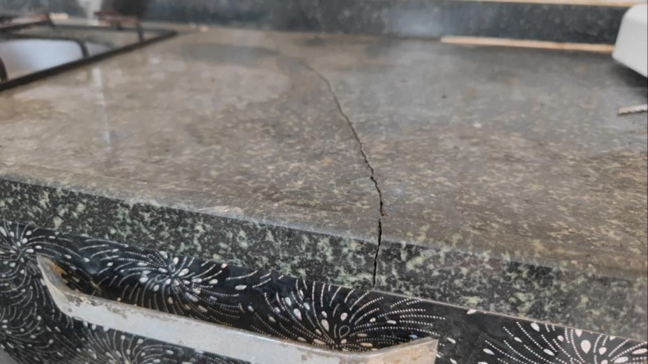 Çilingir yardımıyla dairesine giren ev sahibi hayatının şokunu yaşadı! 250 bin liralık zarar var - 4. Resim