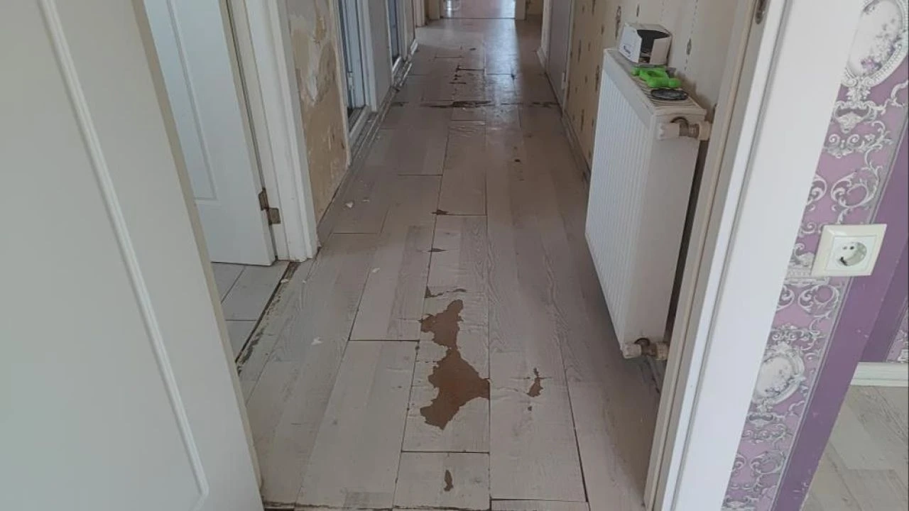 Çilingir yardımıyla dairesine giren ev sahibi hayatının şokunu yaşadı! 250 bin liralık zarar var - 2. Resim