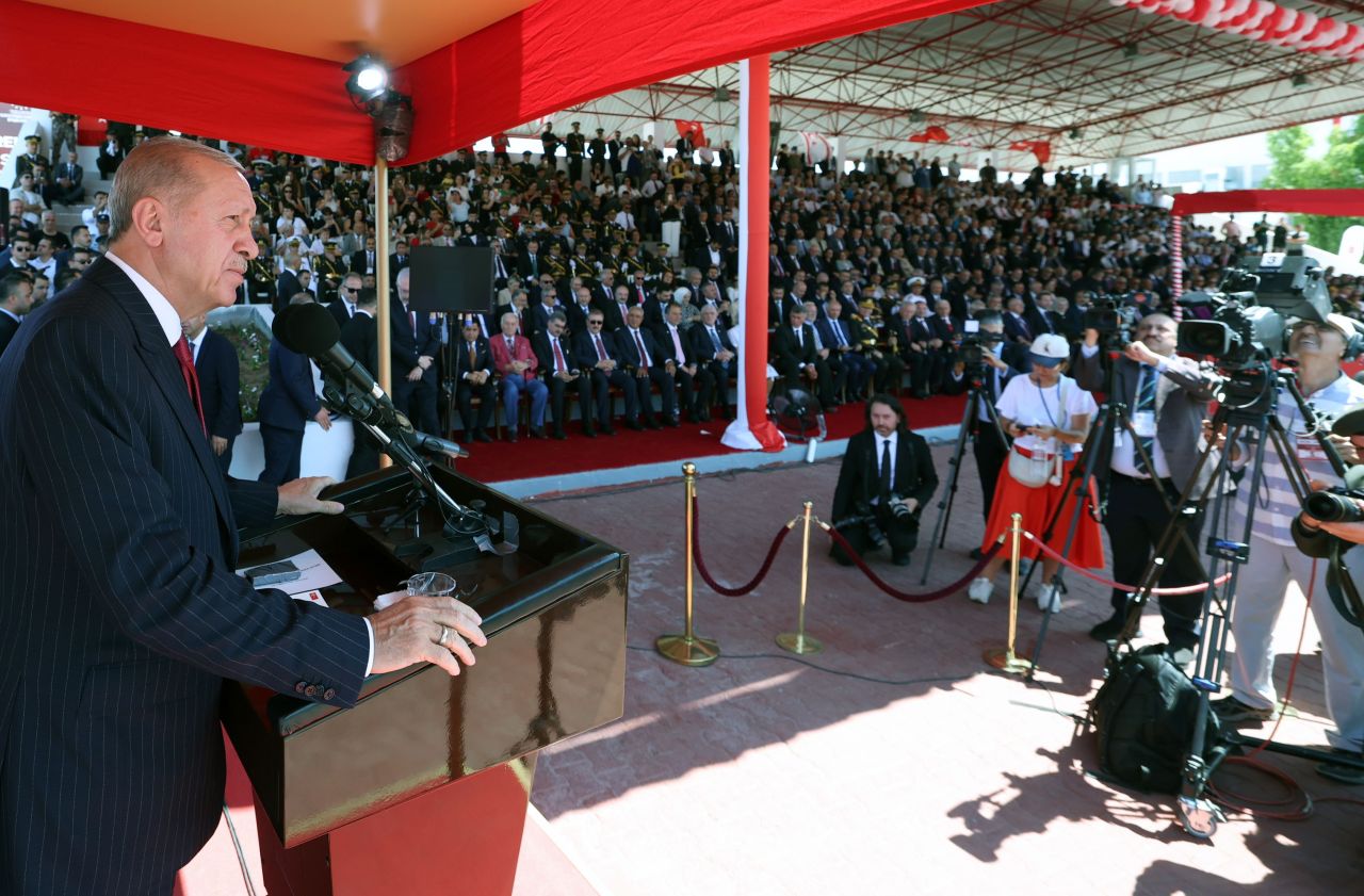 Cumhurbaşkanı Erdoğan'dan Yunan Bakan'a sert tepki:  Akla ziyan açıklamaları kabul edilemez - 1. Resim