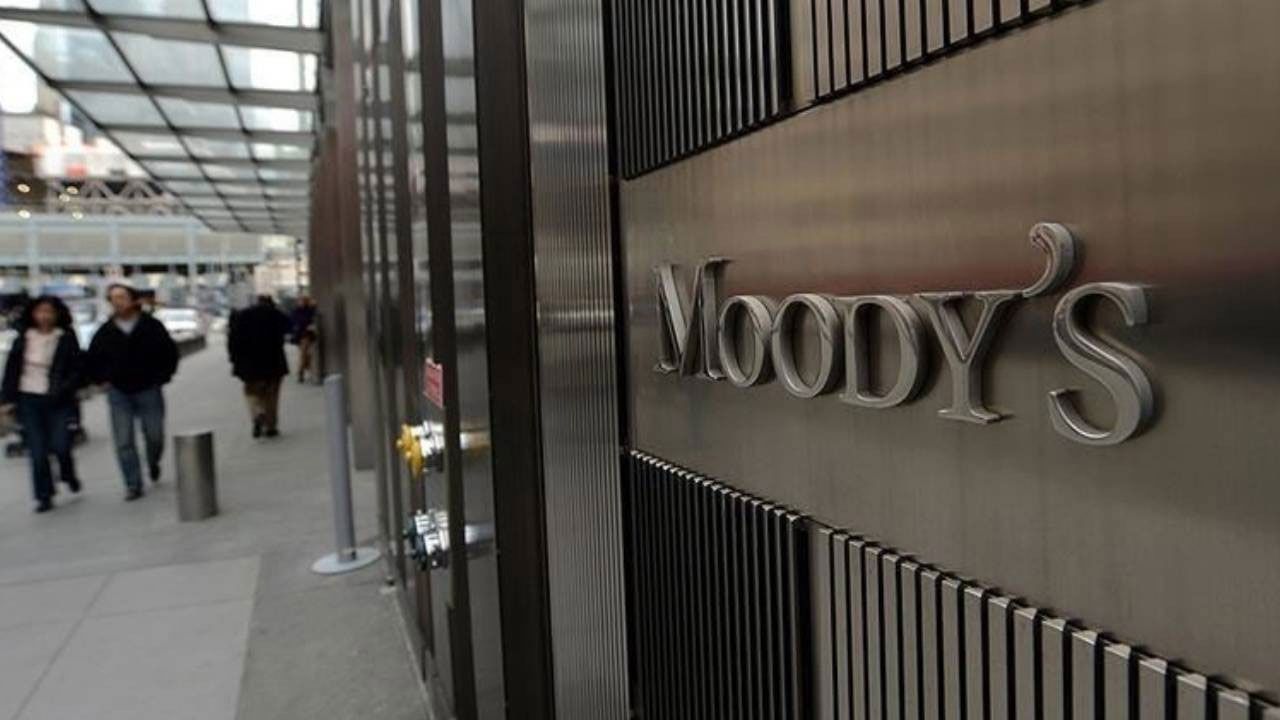 Son dakika | Tarihi karar: Moody's Türkiye'nin kredi notunu ilk kez 2 kademe yükseltti - Ekonomi