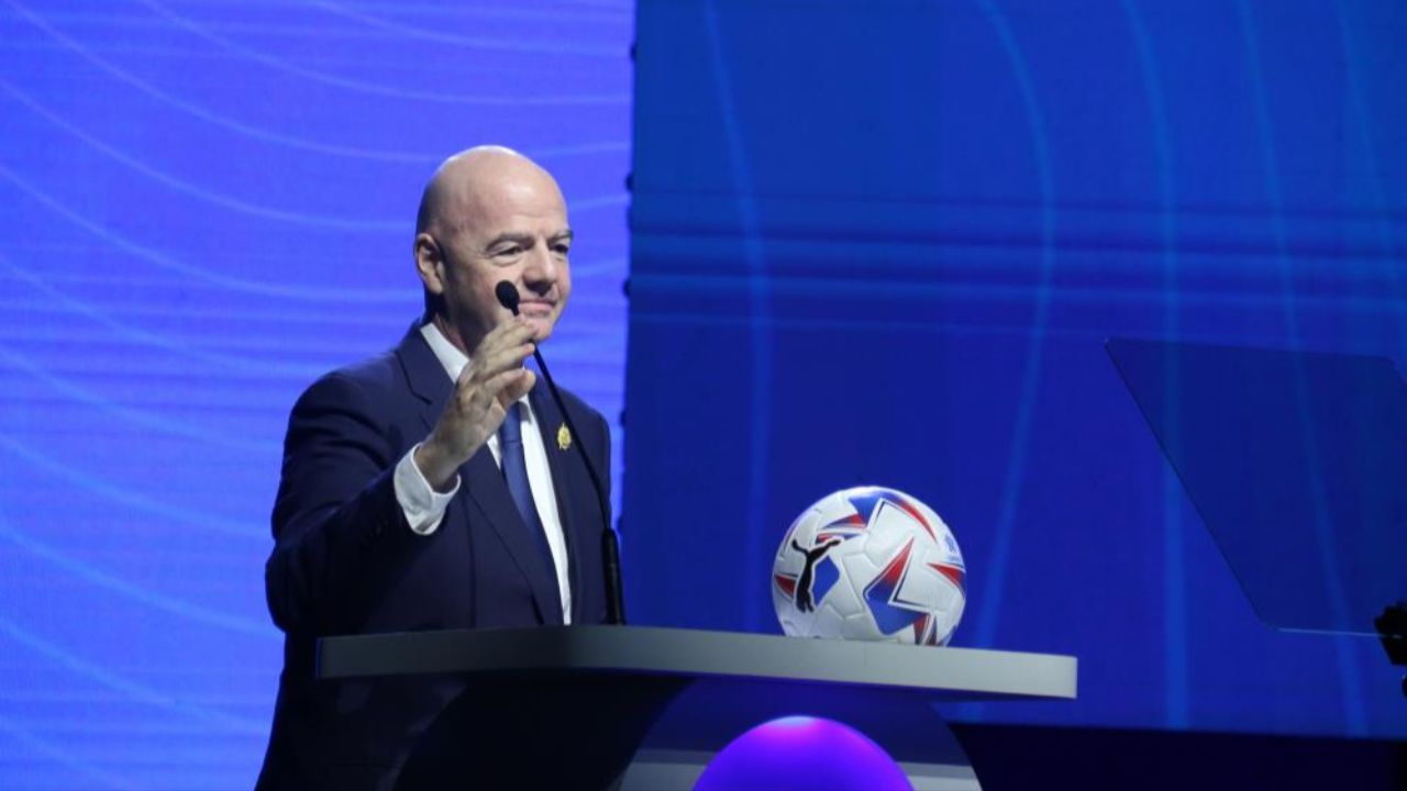 UEFA Başkanı ve FIFA, TFF Başkanı İbrahim Hacıosmanoğlu'nun başkanlığı için tebrik mesajı gönderdi - Spor