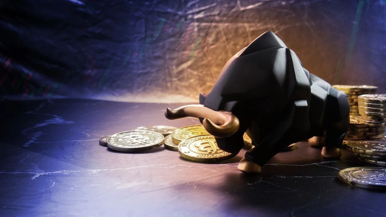 Bitcoin fiyatı 65 bin dolar seviyelerini geri aldı! Boğaların beklentisi belli oldu