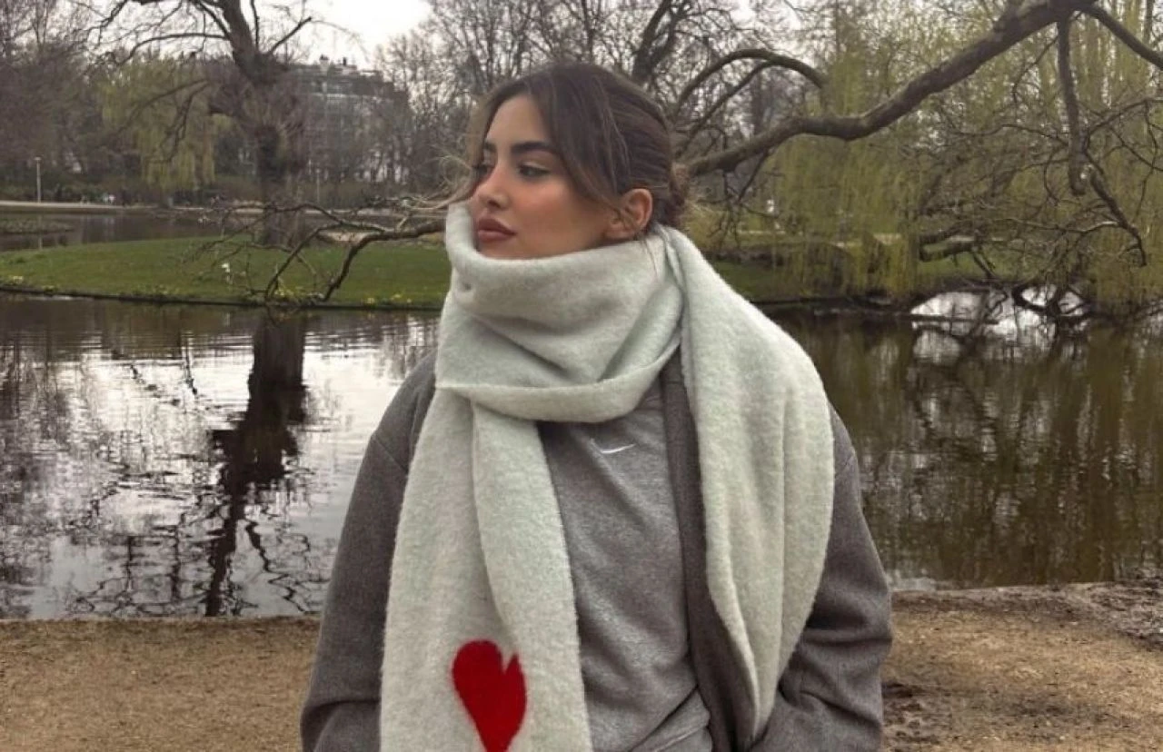 Ala Tokel ‘Ezik’ yazan takipçisi hakkında suç duyurusunda bulundu! Savcılığın kararı şaşırttı