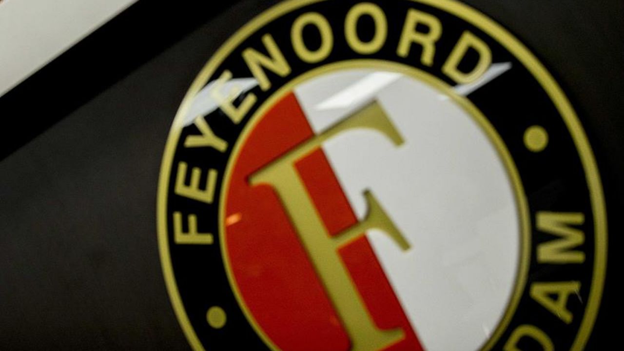 Feyenoord logosunu yeniledi! 4 değişiklik olsa da fark edilmedi - Futbol