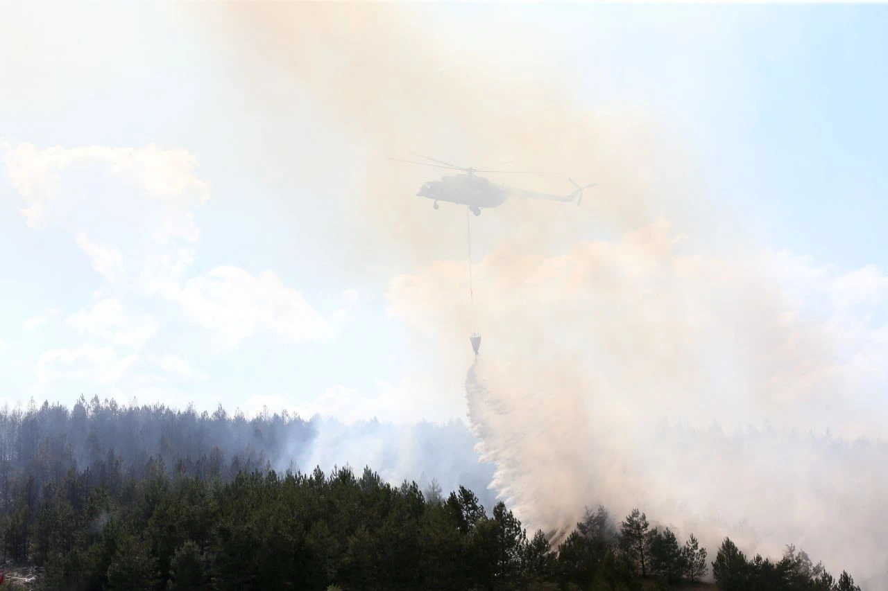 Kastamonu'da orman yangını! Ekipler saatlerdir alevlerle mücadele ediyor - 2. Resim
