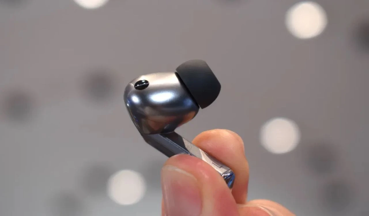 Samsung, Galaxy Buds 3 için özür diledi! Alanlara para iadesi yapılacak - 1. Resim