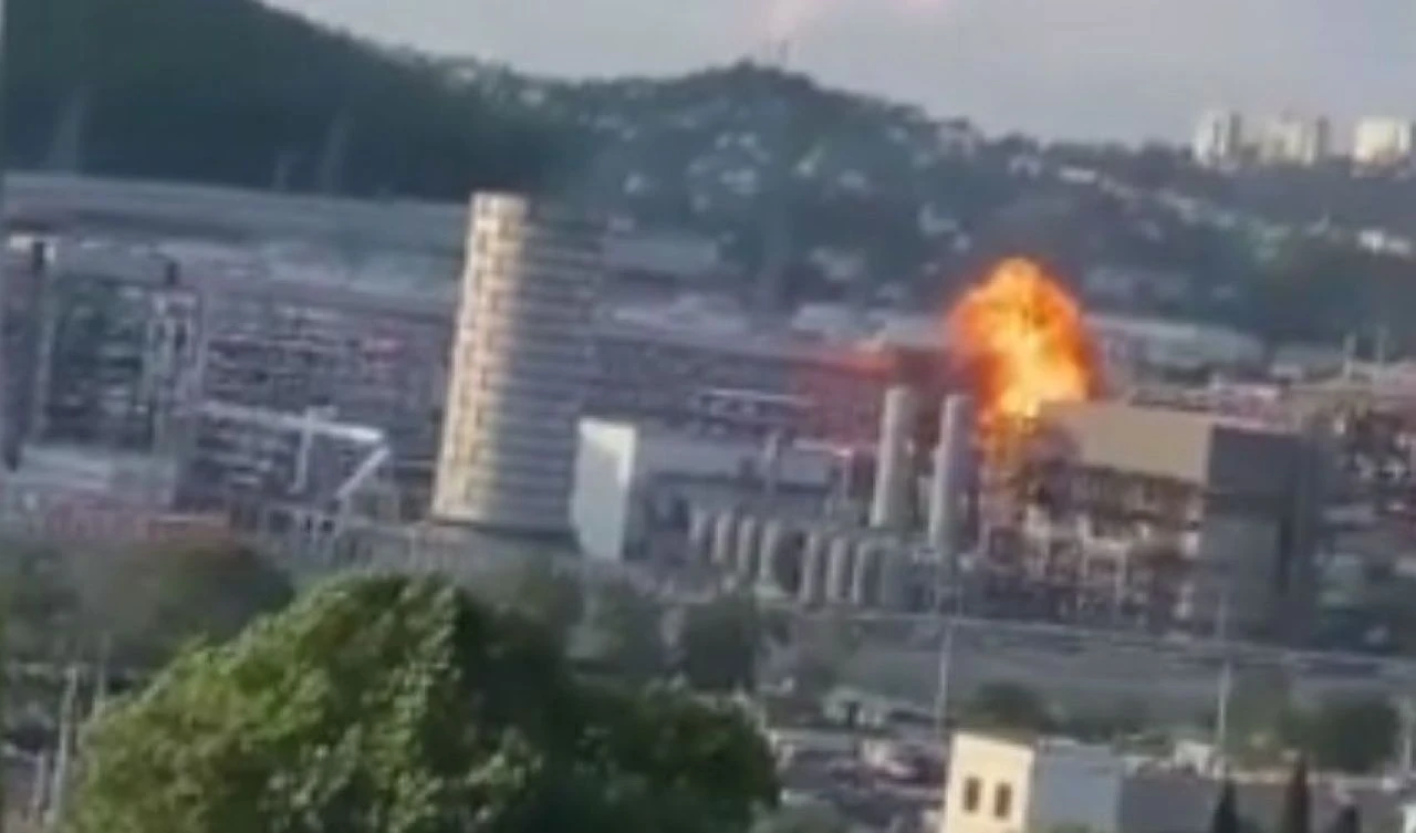 Ukrayna atağa geçti: Rusya'nın Karadeniz'deki en büyük petrol rafinerisine saldırı