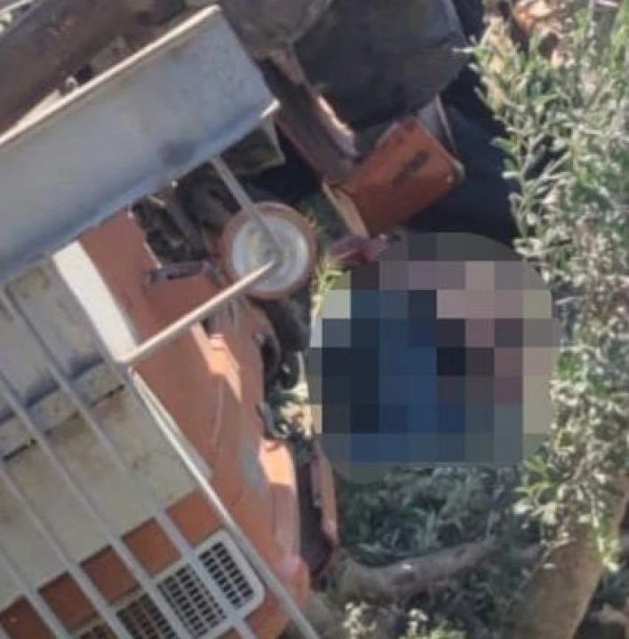 Zeytin bahçesine uçan traktör ters döndü! 18 yaşındaki sürücüsü öldü