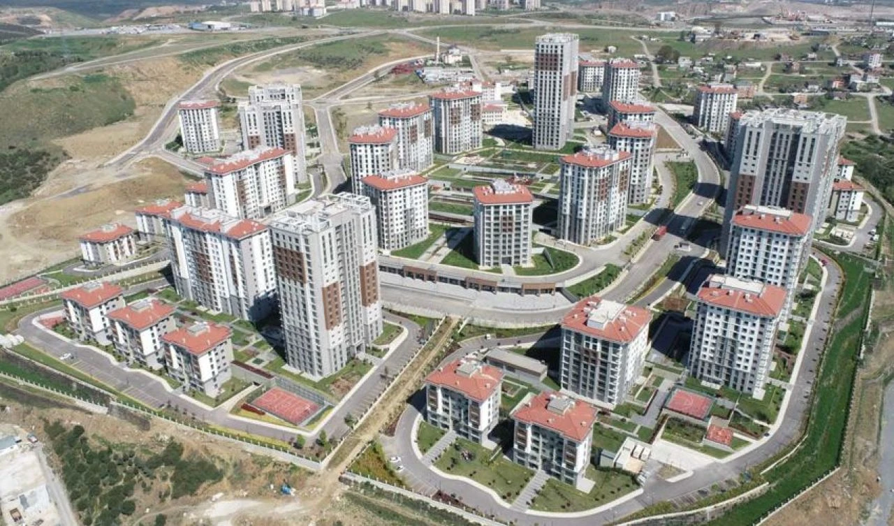 Ev sahipleri dikkat! 600 bin mülke vergi geliyor: Uzmanlardan "satılmaz konut" önerisi - 2. Resim