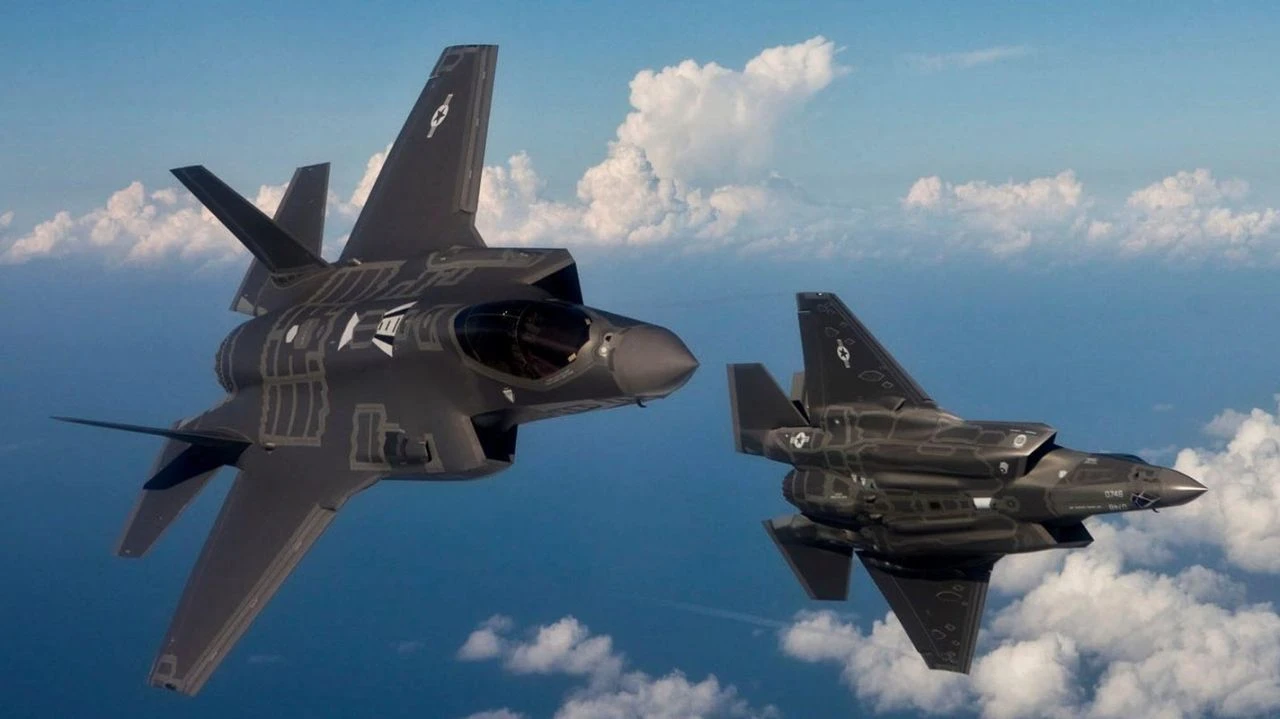 F35 savaş uçaklarının 873 kusuru ortaya çıktı! Yunan bakanı hayal kırıklığına uğratacak kazalar - 2. Resim