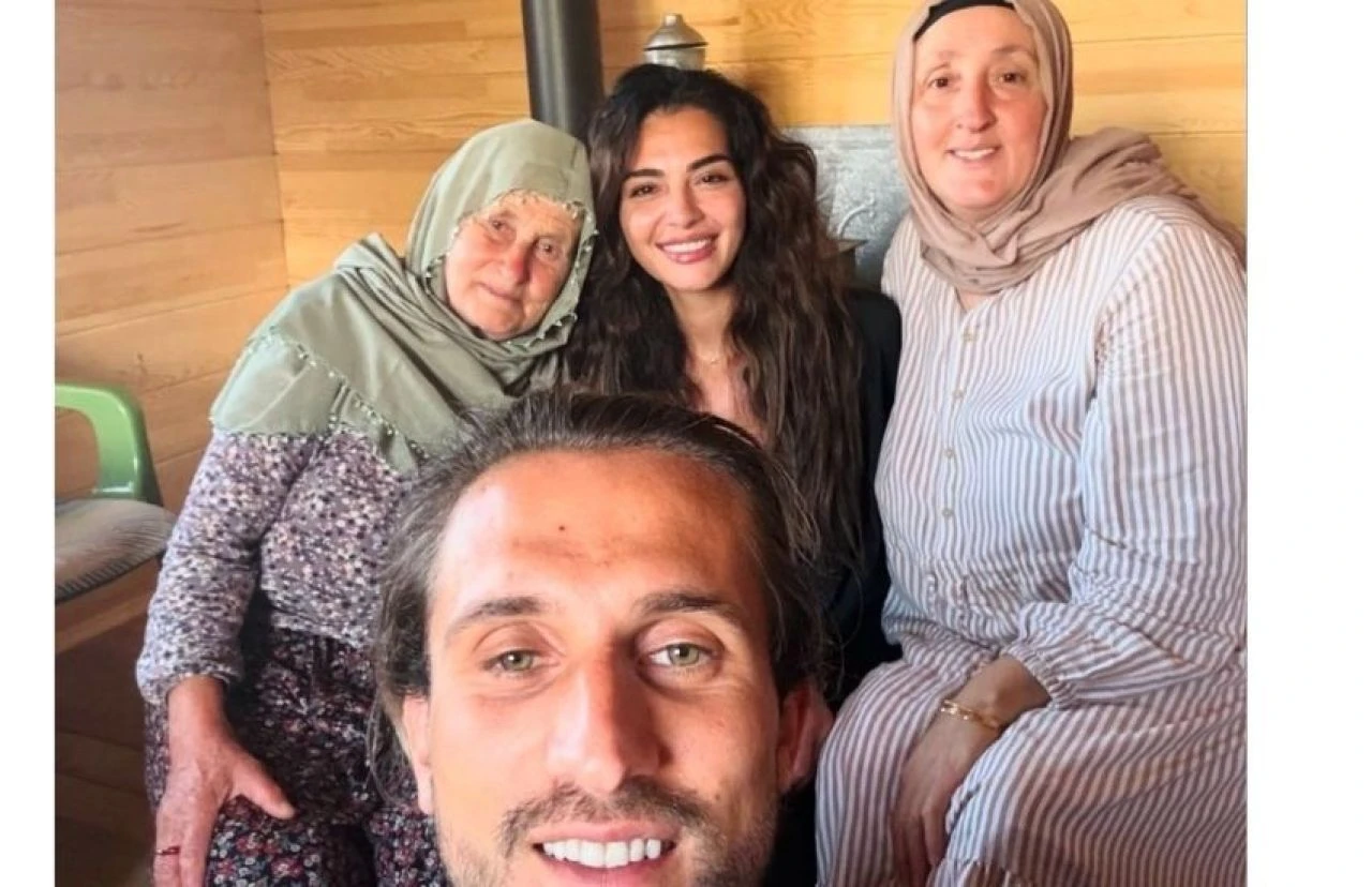 Melisa Aslı Pamuk ile Yusuf Yazıcı Trabzon'a el öpmeye gitti