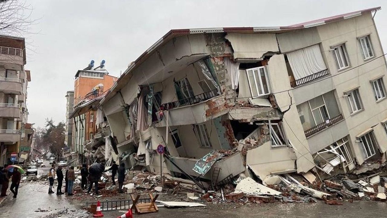 Naci Görür 'zaman doldu' diyerek işaret etti! Marmara için 7 ve üzeri deprem uyarısı - 3. Resim