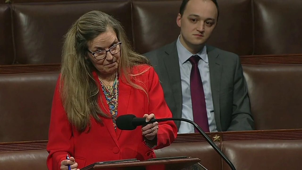 ABD&#039;li siyasetçi Jennifer Wexton sesini kaybetti, yapay zeka imdadına koştu