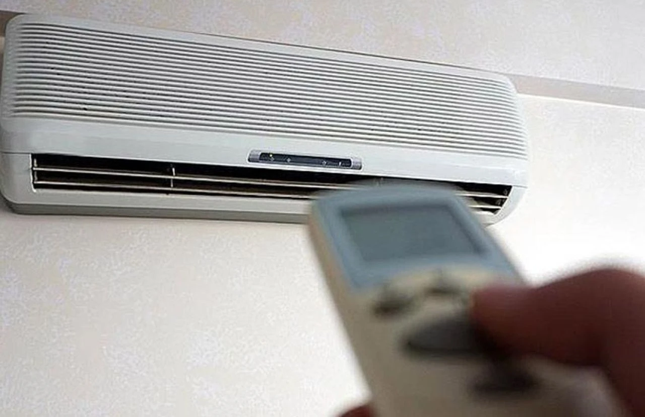 Klima satışlarında rekor, montajda yoğunluk: Klima ustasının günlük ücreti 5 bin TL oldu - 2. Resim