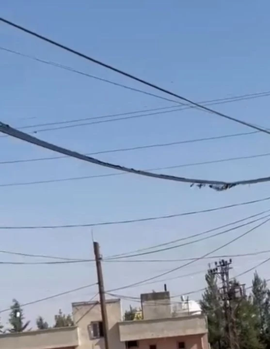 Mardin'de ürküten manzara: Aşırıcı sıcaktan elektrik telleri eridi