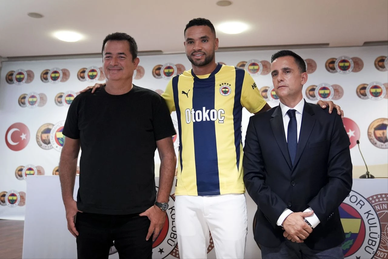 Youssef En-Nesyri resmen Fenerbahçe'de! Bonservis rekoru kırıldı