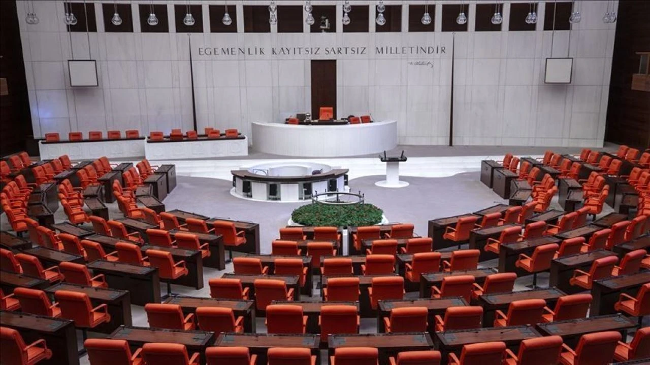 26-29 Temmuz tarihleri arasında TBMM’ye ziyaretçi yasağı geldi