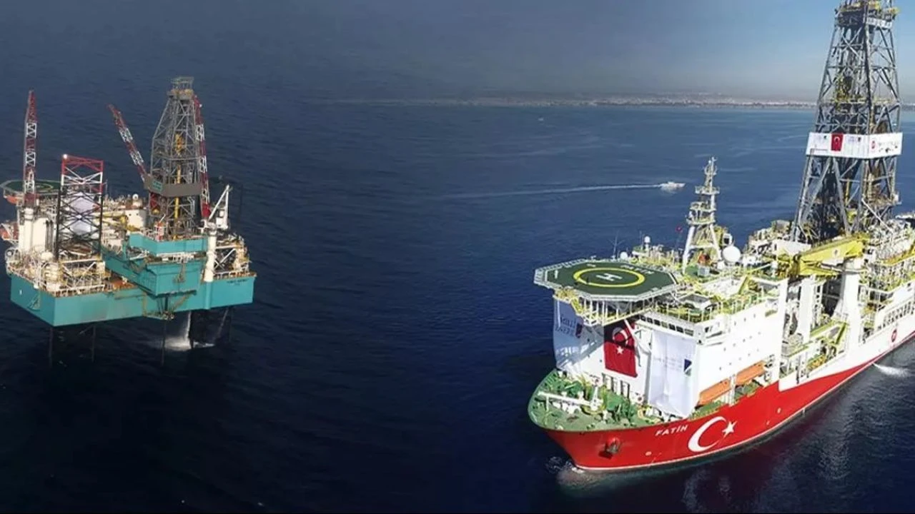 Bir ilde petrol heyecanı! Bakan Bayraktar duyurdu: Yeni lokasyon keşfettik - 4. Resim