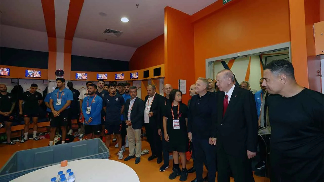 Cumhurbaşkanı Erdoğan Başakşehir'i tebrik etti - 1. Resim