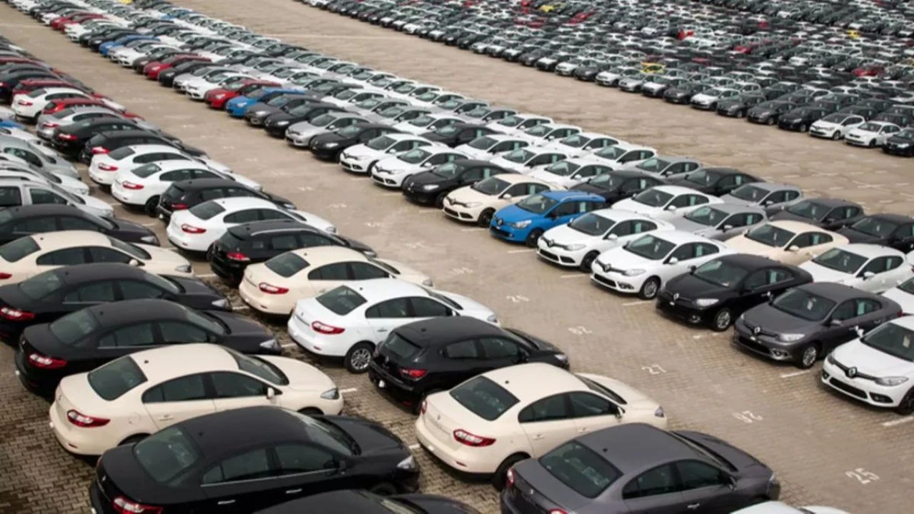İkinci el araç fiyatları düştü ama alıcı yok! Sıfır araç fiyatları için güncelleme beklentisi piyasayı karıştırdı - 7. Resim