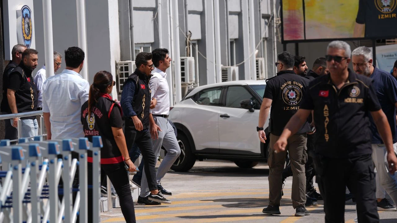 İzmir'deki elektrik kaçağı faciası: Gözaltındaki 10 şüpheli adliyeye sevk edildi