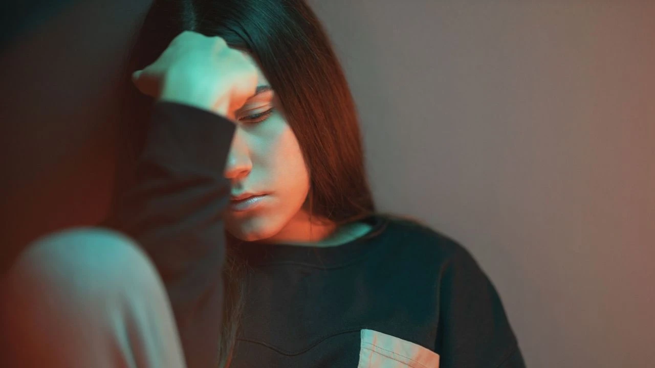 Sosyal anksiyete masa başı çalışanları vurdu! Patronları bekleyen yeni tehlike belli oldu