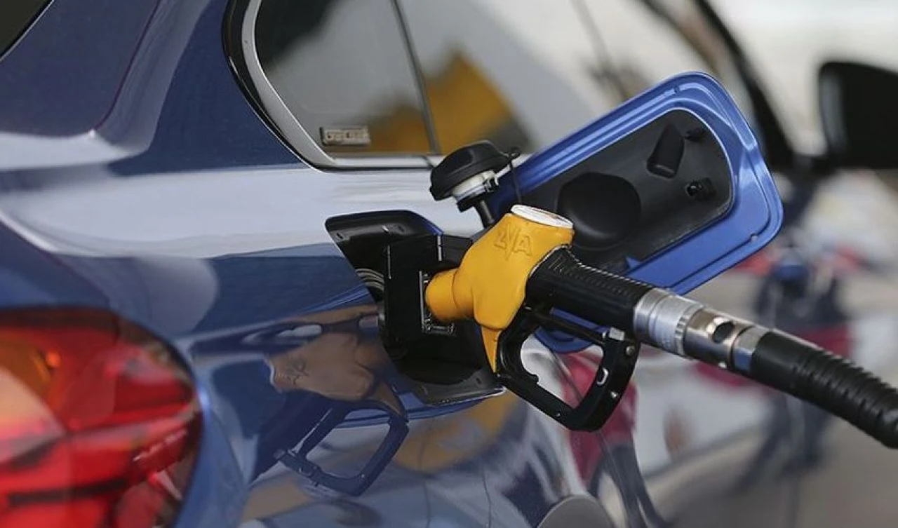 Akaryakıta indirim yolda! Petrol sert düştü: Benzin ve motorin için yeni beklenti - 2. Resim