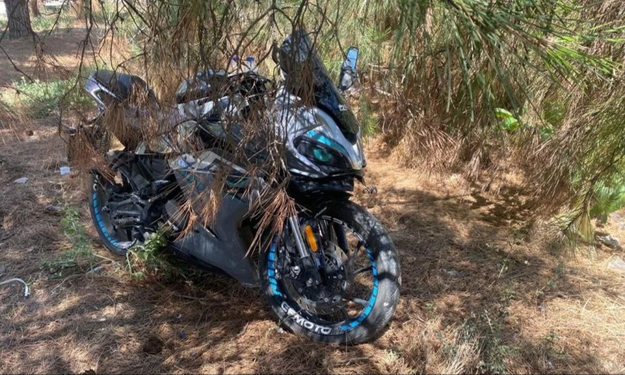 Böyle pişkinlik görülmedi! Otomobil çalmaya, çalıntı motosiklet ile gittiler