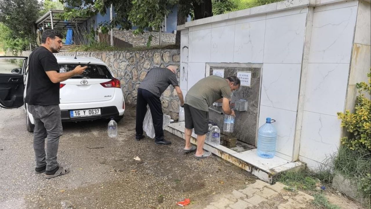 Bursa'da fırsatçılara köylü engeli! Dağdan gelen suya kartlı sistem - 1. Resim