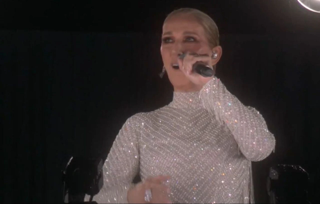 Katı Kişi Sendromuna yakalanan Celine Dion yıllar sonra Paris Olimpiyat Oyunları için sahneye çıktı - 1. Resim