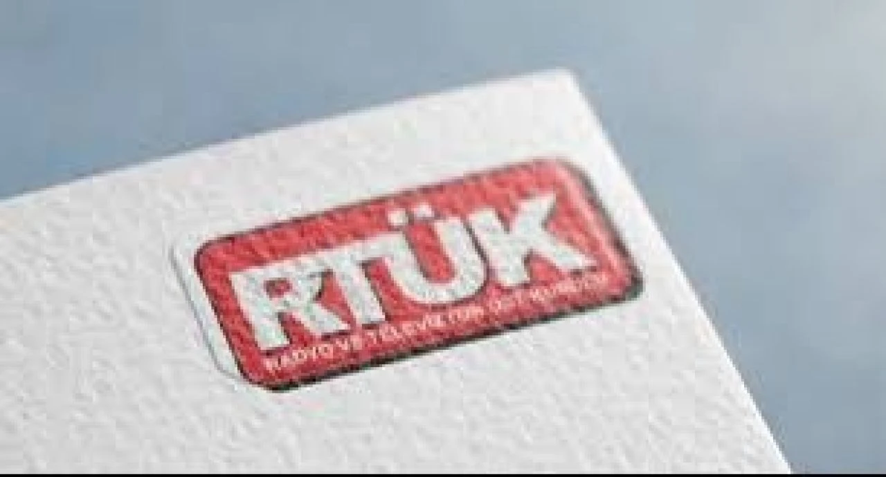 RTÜK Başkanı Ebubekir Şahin müzik kanallarını uyardı: Aşırı cinsel içerik tespit edildi