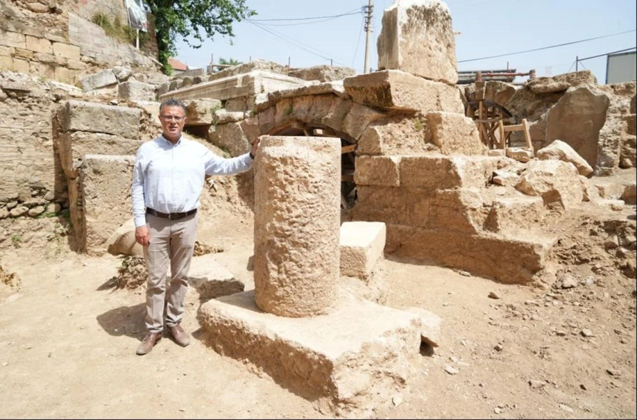 Alaşehir'de tarihi keşif! Milattan sonra 2. yüzyıla ait: Turistler akın edecek